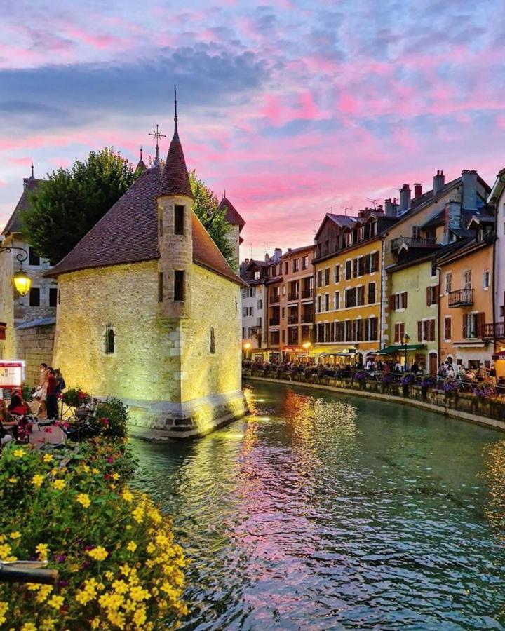 L'Echappee Du 36 - 4 Chambres Dans Le Triangle D'Or A 100M Du Lac, Parking Gratuit Annecy Dış mekan fotoğraf